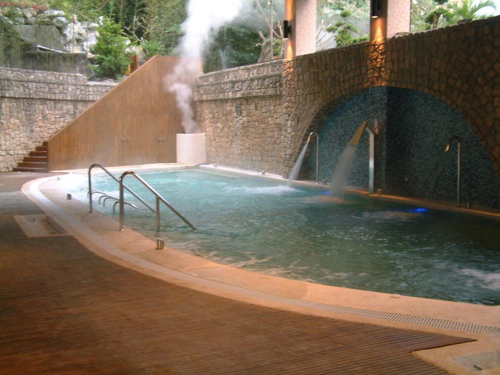 Hoya Hot Springs Resort & Spa Wenquan Eksteriør bilde